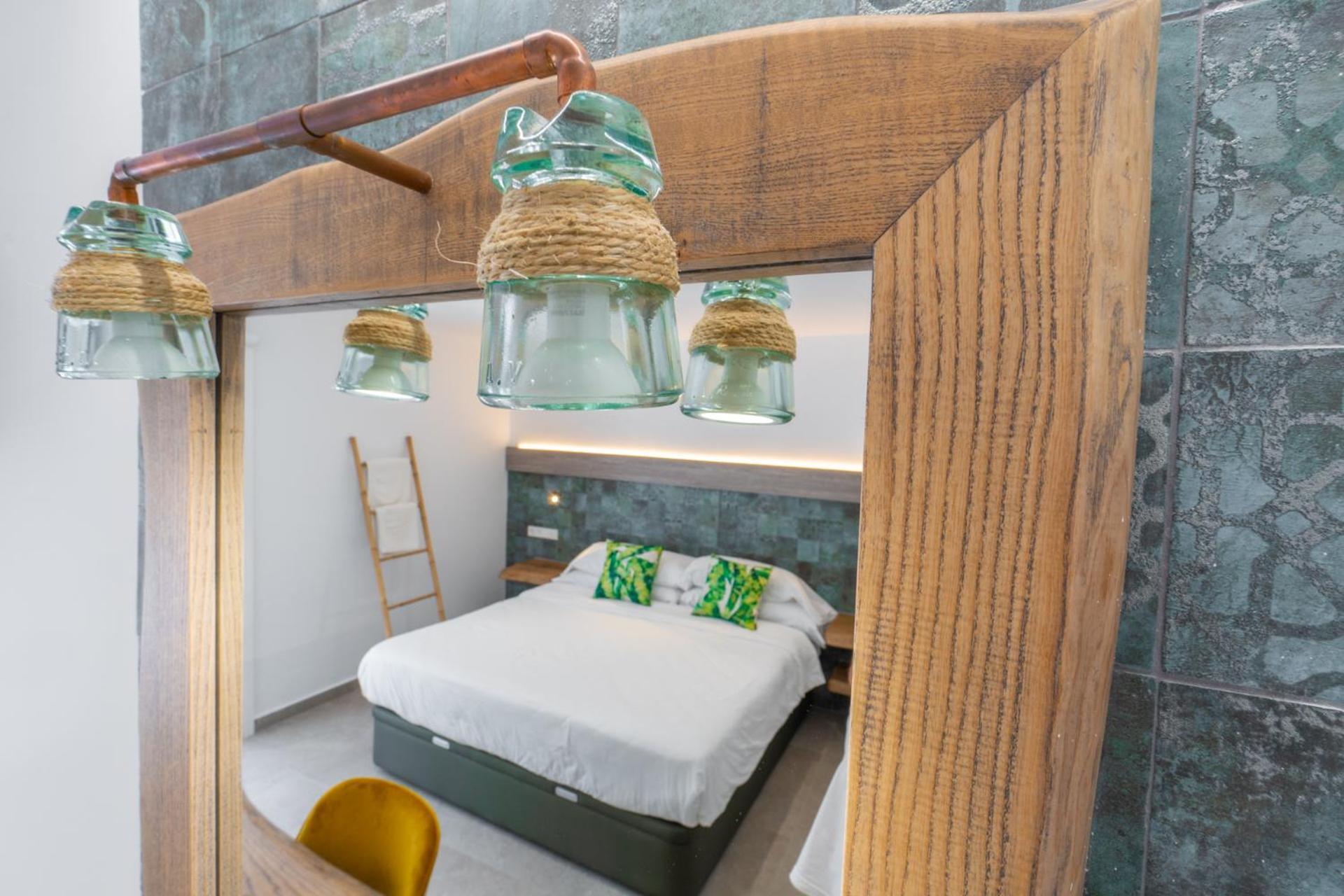 Hostal Restaurante Pou Des Lleo Sant Carles de Peralta Room photo