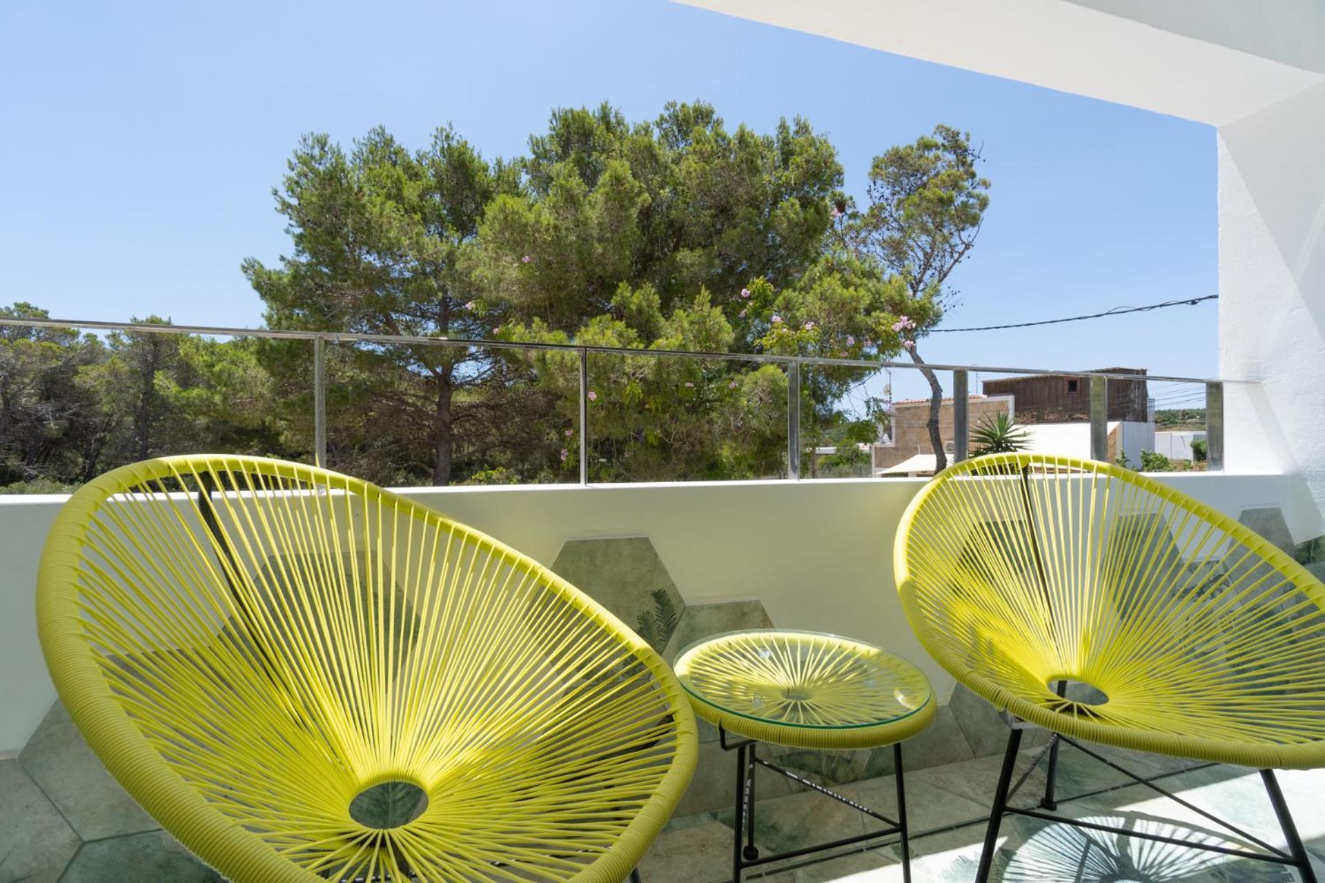 Hostal Restaurante Pou Des Lleo Sant Carles de Peralta Room photo